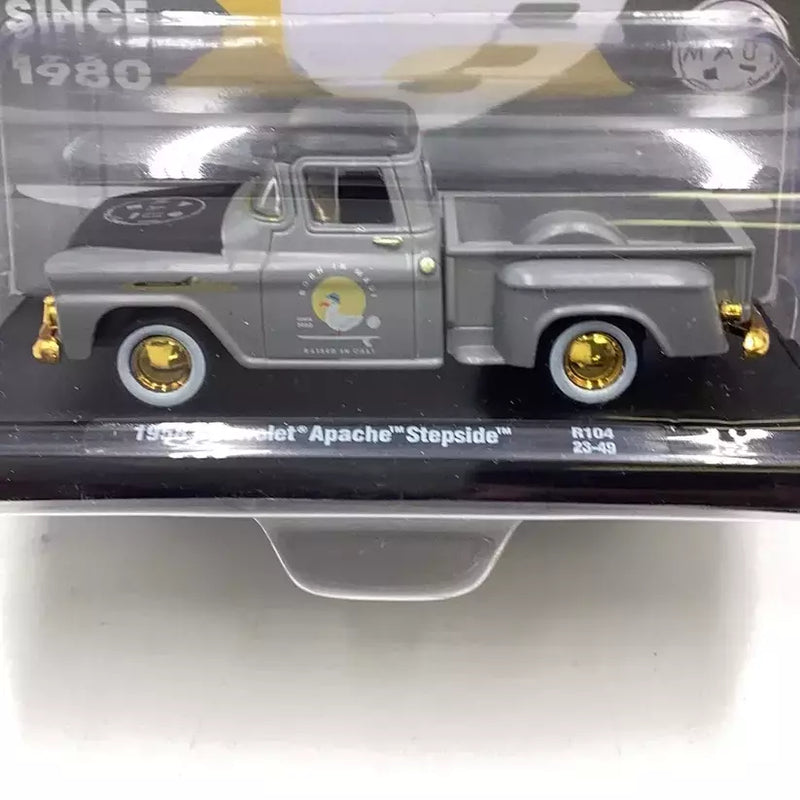 Miniatura 1958 Chevrolet Apache Stepside (CHASE) 1/64 | M2 Machines (Auto Drivers R104) (Maui & Sons)