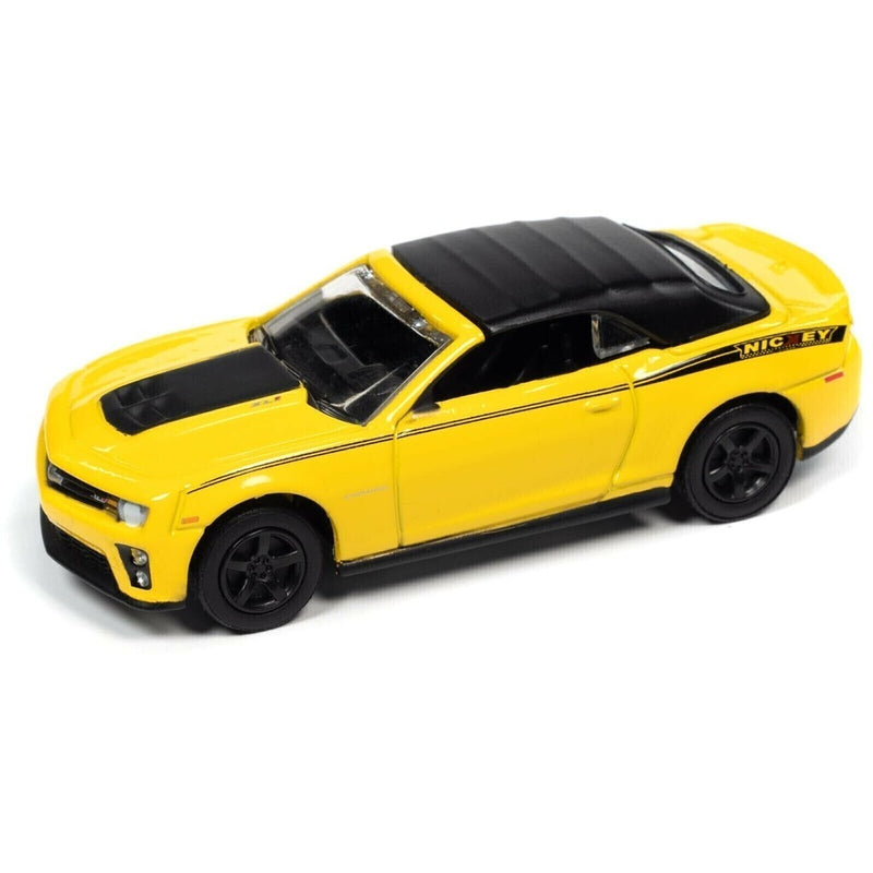 Miniatura 2013 Chevy Camaro ZL1 (R2B) 1/64 | Johnny Lightning (Muscle Cars USA) (Nickey)