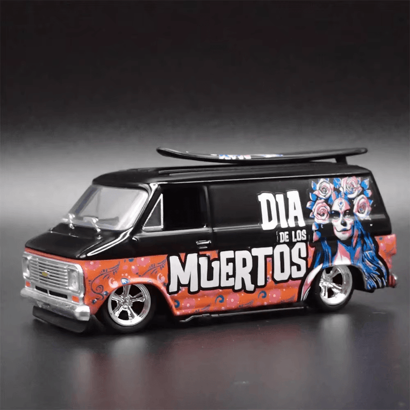 Miniatura 1971 Chevrolet Van G10 1/64 | M2 Machines (MiJo Release MJS62) (Dia de Los Muertos)